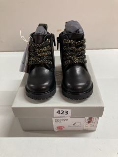 JOHN LEWIS COCO BOOT CHILDREN'S BLACK BOOTS - SIZE: C4 (636209)