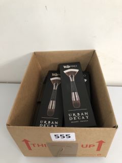 BOX OF URBAN DECAY PRO MAKE-UP BRUSHES (629743)