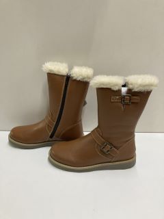 JOHN LEWIS LEIA 2 TAN BOOTS - SIZE: 3 (630537)