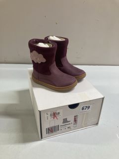 CLARKS FLASH CLOUDY BERRY LEATHER CHILDREN'S BOOTS - SIZE: 4 (629163)