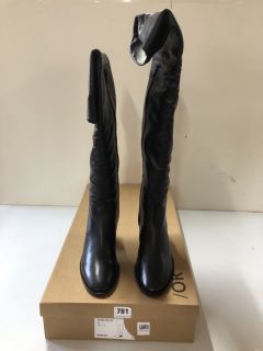 JOHN LEWIS SHILOUGH BOOTS - SIZE 6 (663049)