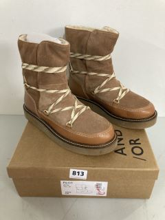 AND/OR PILOT BRTN BOOTS - SIZE 6 (663049)