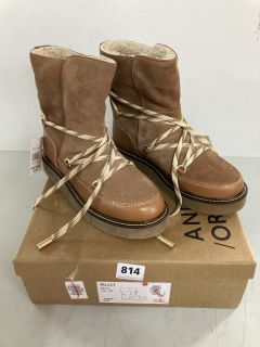 AND/OR PILOT BRTN BOOTS - SIZE 5 (663049)