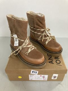 AND/OR PILOT BRTN BOOTS - SIZE 4 (663049)