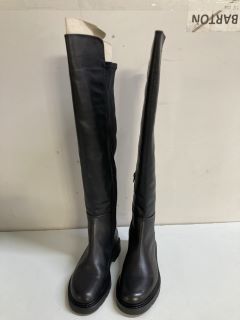 JOHN LEWIS TILDA 2 BLACK BOOTS - SIZE 4 (663049)