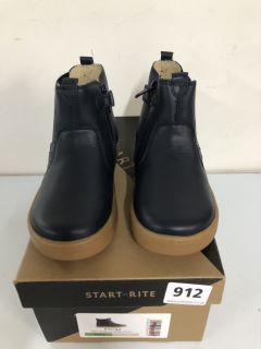 START RITE ENERGY NAVY LEATHER CHILDREN'S BOOTS - SIZE 10.5F (629986)