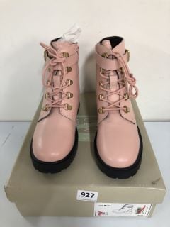 JOHN LEWIS HIKER PINK BOOT - SIZE 6 (629986)