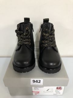 JOHN LEWIS CHILDREN'S COCO BLACK BOOT - SIZE C6 (629986)