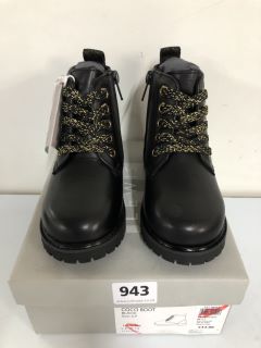 JOHN LEWIS CHILDREN'S COCO BLACK BOOT - SIZE C7 (629986)