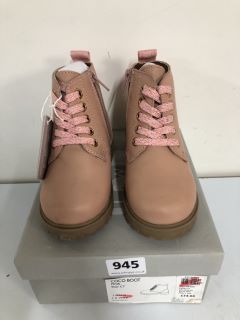 JOHN LEWIS CHILDREN'S COCO PINK BOOT - SIZE C7 (629986)