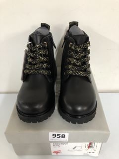 JOHN LEWIS CHILDREN'S COCO BLACK BOOTS - SIZE C8 (605000)