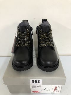 JOHN LEWIS CHILDREN'S COCO BLACK BOOTS - SIZE C5 (605000)