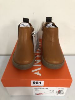 JOHN LEWIS ANYDAY CHELSEA CHILDREN'S BOOTS - SIZE C5 (605000)