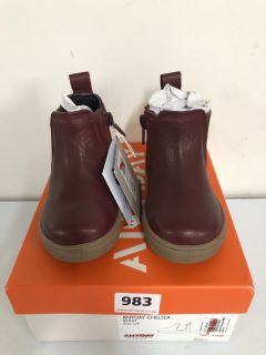 JOHN LEWIS ANYDAY CHELSEA CHILDREN'S BOOTS - SIZE C4 (605000)