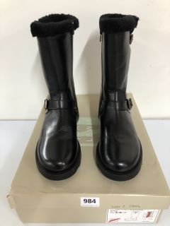 JOHN LEWIS LEIA 2 BLACK BOOTS - SIZE 5 (605000)