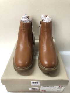 JOHN LEWIS CHELSEA TAN BOOTS - SIZE 3 (605000)