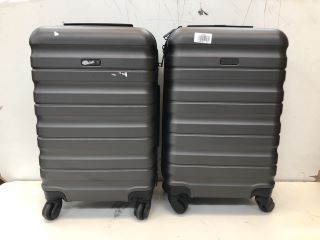 2 X TRAVELLING SUITCASE