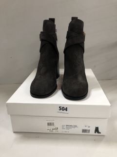 SEEBYCHLOE LYNA BOOTS IN CHARCOAL SIZE 37