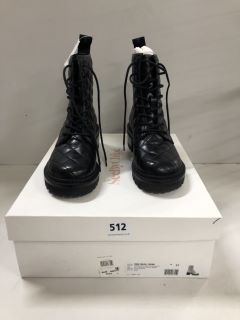 SEEBYCHLOE JODIE BOOTS IN BLACK SIZE 37