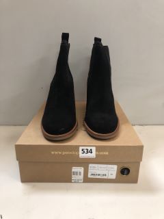 PENELOPE CHILVERS OPALO SUEDE BOOTS IN BLACK SIZE 40