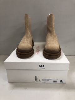 SEEBYCHLOE ALLI CHELSEA BOOTS IN LIGHT BEIGE SIZE 38