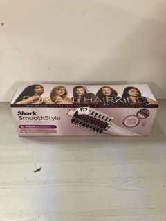 SHARK SMOOTH STYLE HEATED BRUSH + STYLING COMB