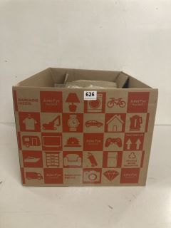 BOX OF ASSORTED ITEMS TO INCLUDE COMFY & RELAXED WASHED LINEN DUVET COVER