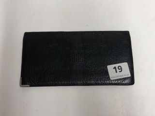 GIVENCHY LONG WALLET (VAT ONLY PAYABLE ON BUYERS PREMIUM)