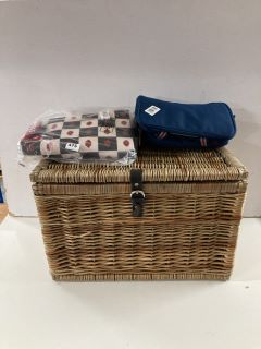 WICKER STORAGE TRUNK AND TWO BAGS