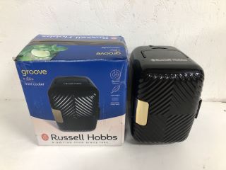 2 X RUSSELL HOBBS 4 LITRE MINI COOLERS