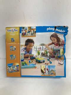 PLAYMOBIL FAMILY FUN BEACH HOTEL