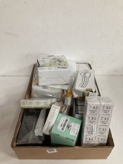 BOX OF ASSORTED ITEMS INC FRUIT PRESS