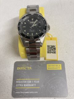 INVICTA PROFESSIONAL 660FT-200M WATER RESISTANT WATCH