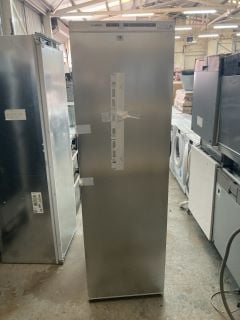 BOSCH INTEGRATED FULL FRIDGE MODEL NO: KIR81VSF0G