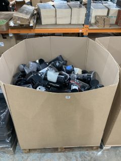 PALLET OF ASSORTED COFFEE MACHINES