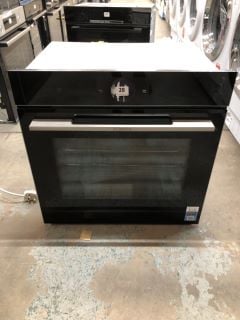 BOSCH BUILT-IN SINGLE ELECTRIC OVEN MODEL NO: HBG7764B1B