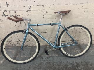 CAMBRIDGE QUELLA BIKE BLUE