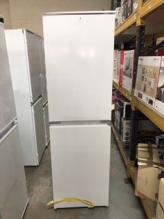 AEG INTEGRATED FRIDGE FREEZER MODEL NO: OSC5S185ES