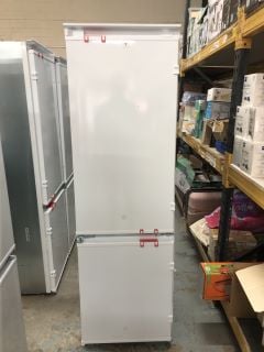 AEG INTEGRATED FRIDGE FREEZER MODEL NO: OSC6N181ES