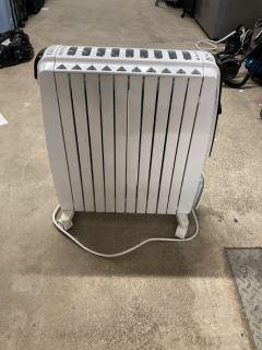 DELONGHI DRAGON 4 PRO OIL FILLED RADIATOR MODEL NO: TRDX41025E