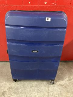 AMERICAN TOURISTER SUITCASE