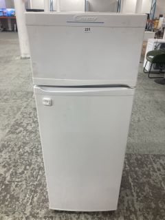 CANDY FRIDGE FREEZER MODEL: CPDA241