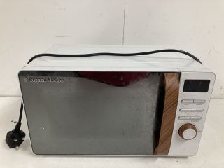 RUSSELL HOBBS MICROWAVE