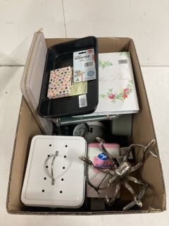 QTY OF KITCHEN ITEMS INC SCALES AND DINNERWARE