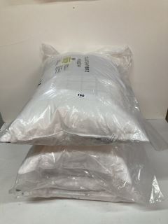 3 X CLUSTER FIBRE PILLOW