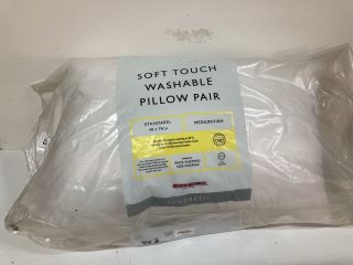 2 X PILLOWS INC SOFT TOUCH WASHABLE PILLOW PAIR