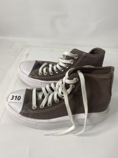 CONVERSE ALL STAR TRAINERS (UK SIZE 4.5)