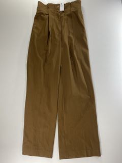 PAUL SMITH WOMEN'S TROUSERS. SIZE: 42, MADE FROM: 69% WOOL 31% NYLON. RRP: £560