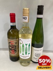 3 X ASSORTED WHITE WINES TO INCLUDE CONSERVA FRIZZANTE 75CL (18+ ONLY) (COLLECTION DAYS MONDAY 2ND SEPTEMBER - WEDNESDAY 4TH SEPTEMBER)