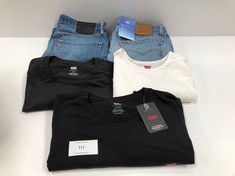 5 X LEVIS GARMENTS VARIOUS MODELS INCLUDING BLACK T-SHIRT SIZE 3XL-LOCATION 6A.